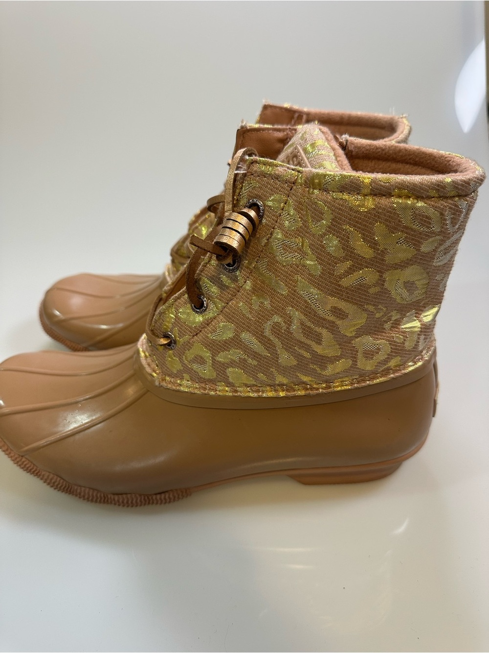 Sperry Women’s Brown Duck Boots with Gold Leopard Accent size 10